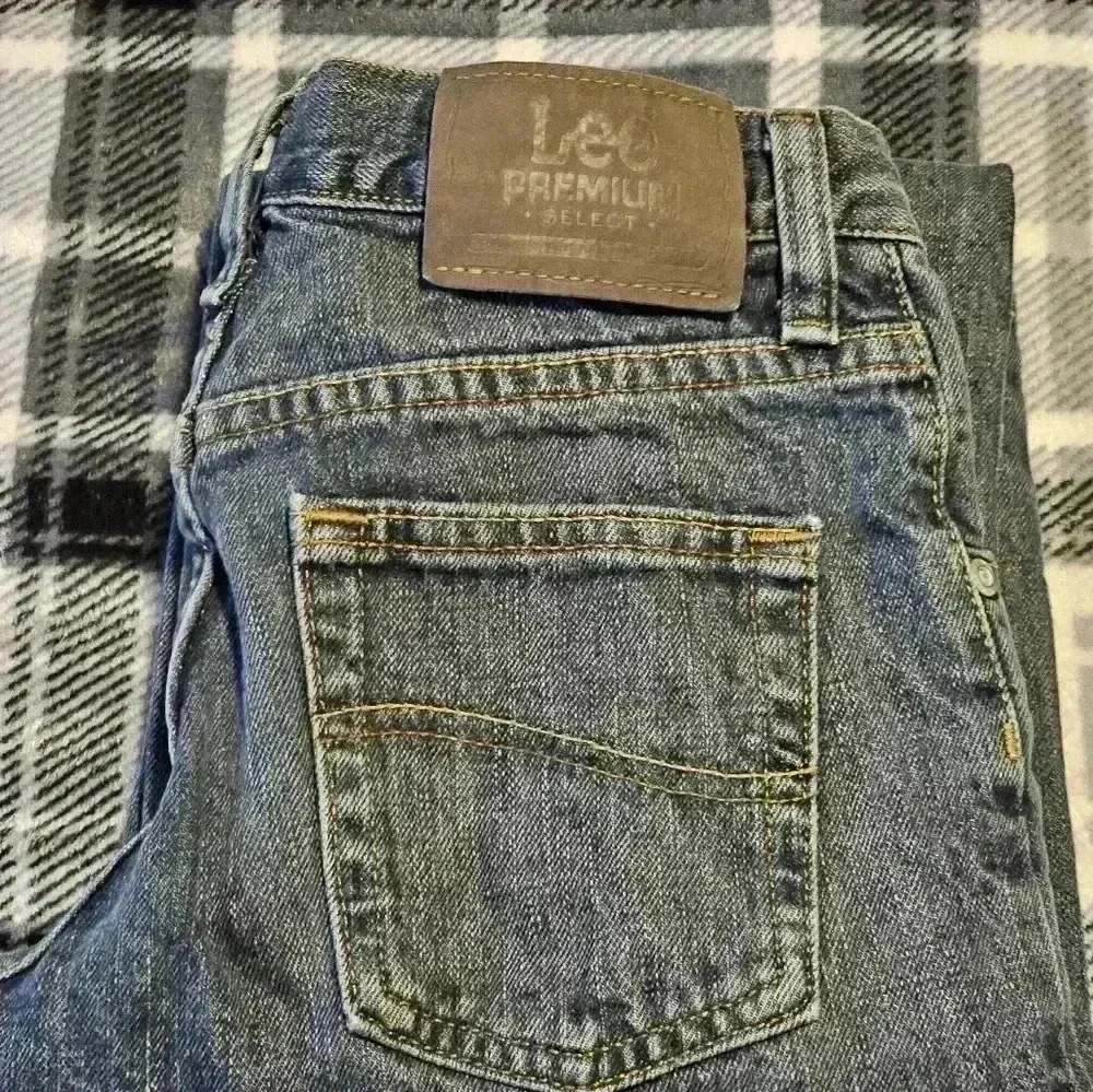 Lee Premium select boy 10 straight leg blue jeans - Picture 9 of 9